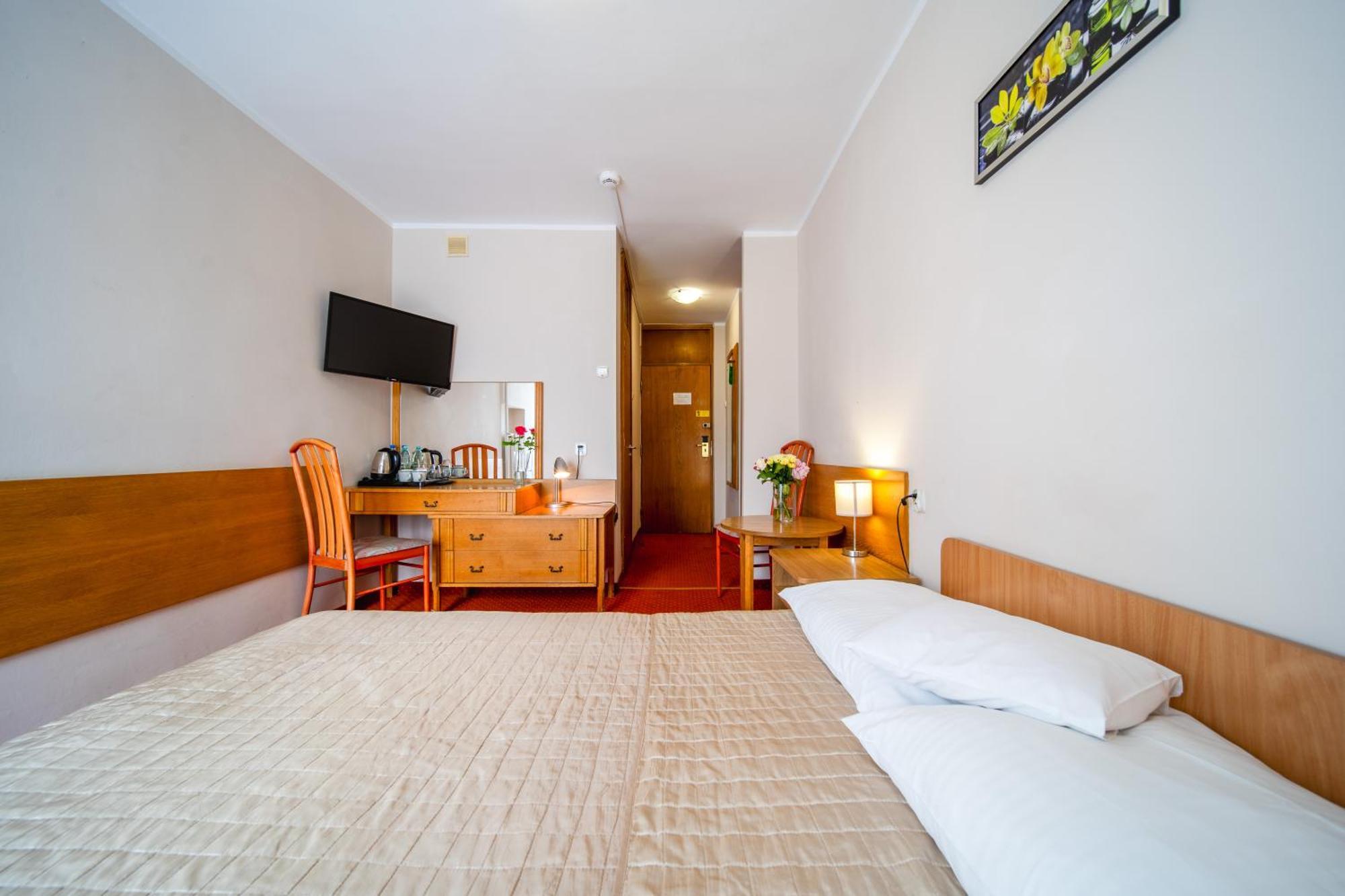 Hotel Gromada Lomza Exterior photo